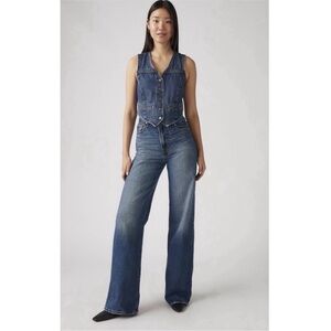 Levi's Ribcage Wide Leg Jeans - size 30